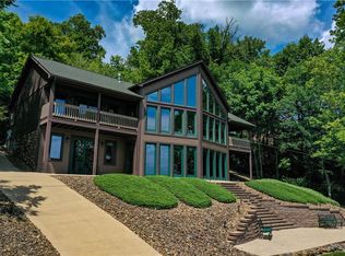 140 W Mohawk Dr, Malvern, OH