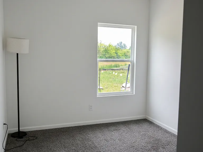4252 Sedgewick Ln — Photo 8
