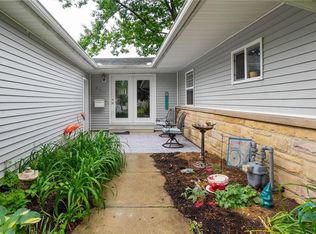 827 3rd St, Findlay, OH 45840