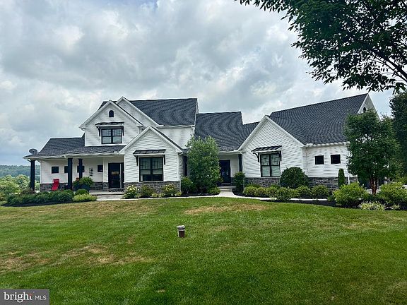2nd image of 110 Ridge Rd