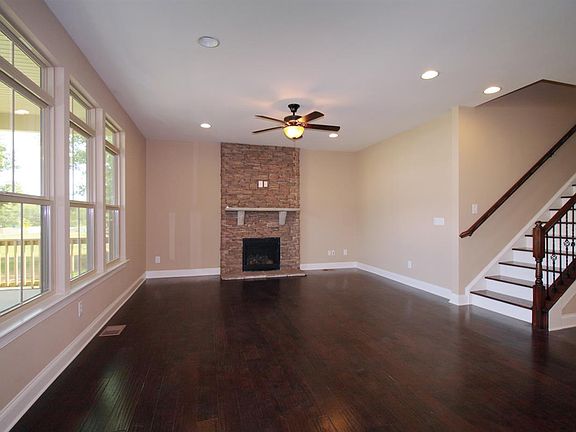 3rd image of 218 Coffenbury Ct