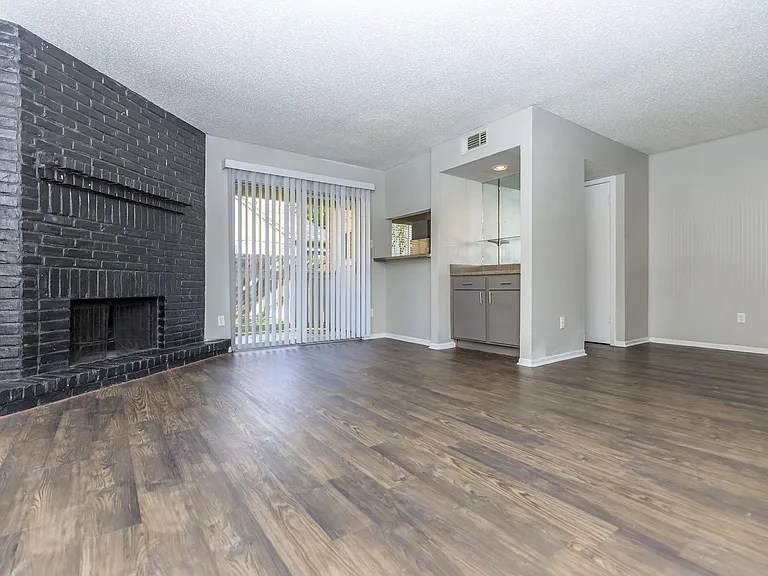 12148 Jollyville Rd — Photo 118