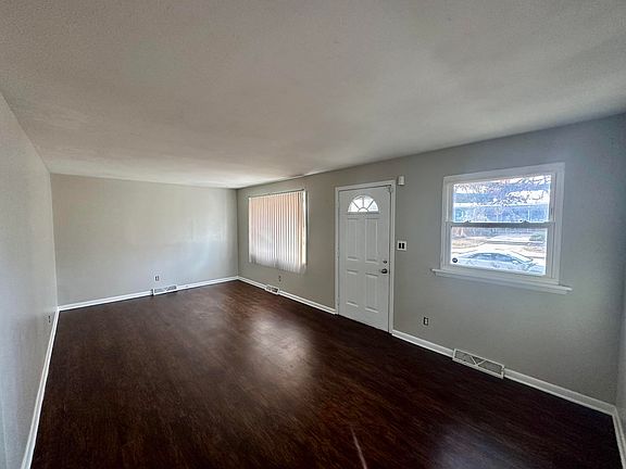 5th image of 3726 N Monroe Ave