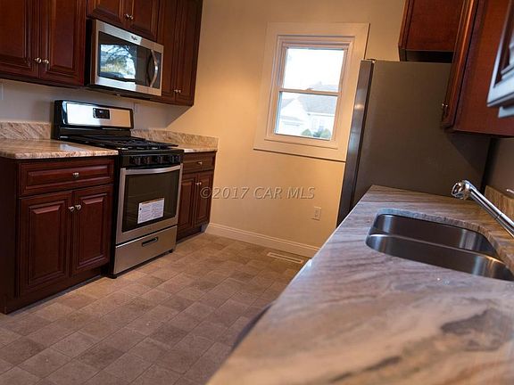 3rd image of 109 Williams Ave