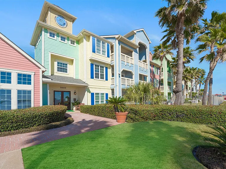 7000 Seawall Blvd #524 — Photo 37