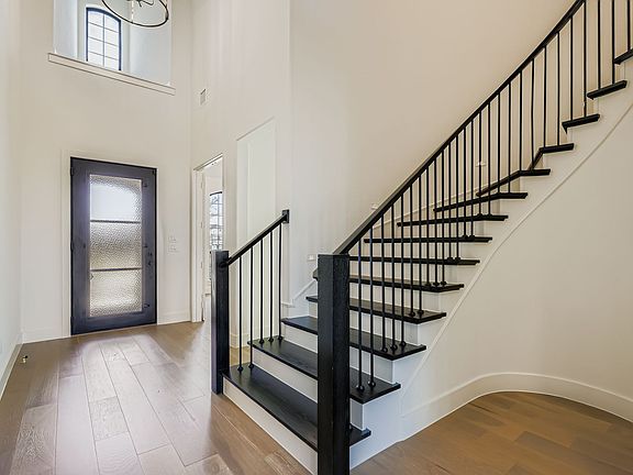 1228 High - Entryway