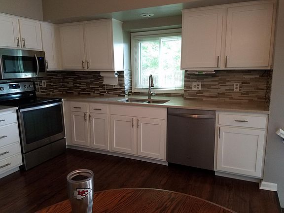 2nd image of 1507 N 144th Avenue Cir