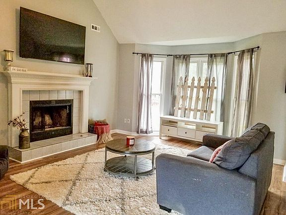 2nd image of 277 Widewater Dr