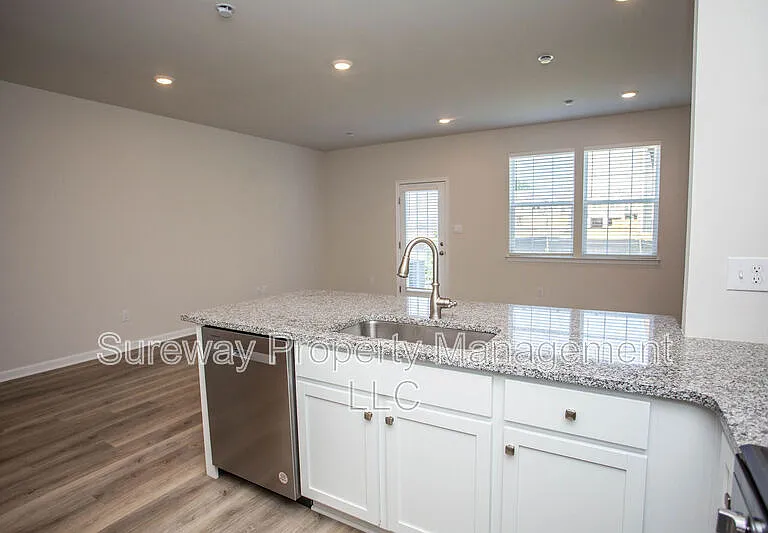 55 Elliot Ln — Photo 9