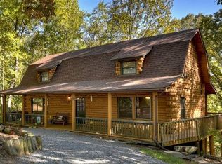 142 Malory Cir, Ellijay, GA 30540