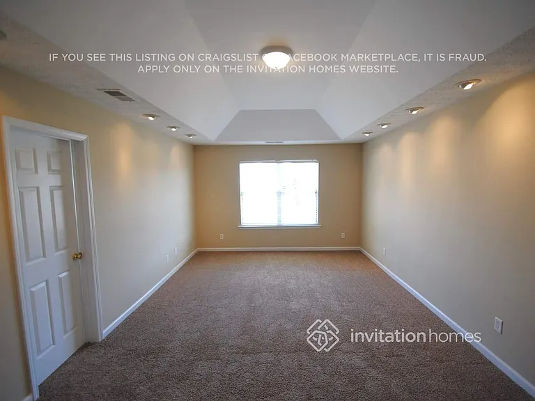 340 Magnolia Walk Ln — Photo 5