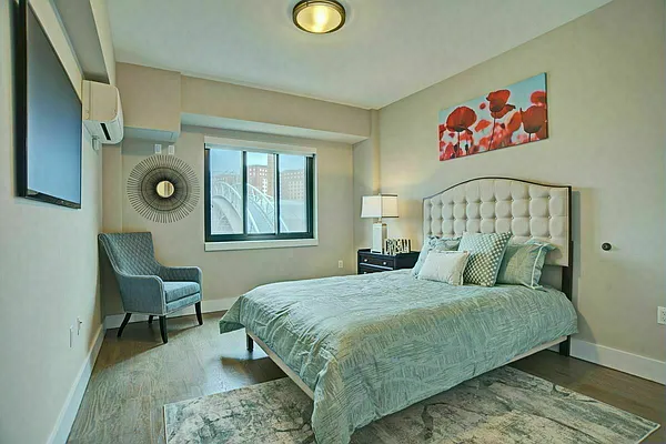 Rented by Compass | media 6