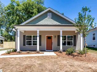 8 Barnwell St, Greenville, SC 29601