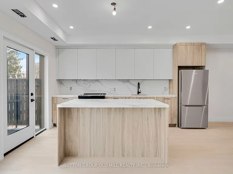 625 Harvie Ave #2 — Photo 10