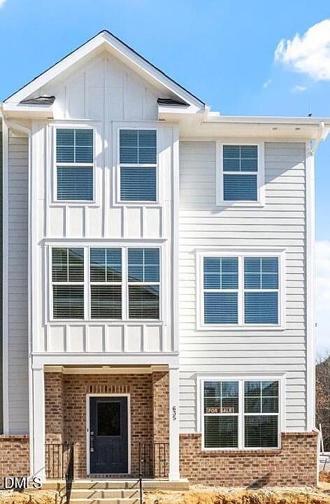 1st image of 635 Sawcut Ln
