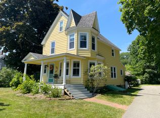 178 Sea Rd, Kennebunk, ME 04043