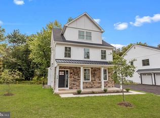 14 Churchville Ln, Churchville, PA 18966