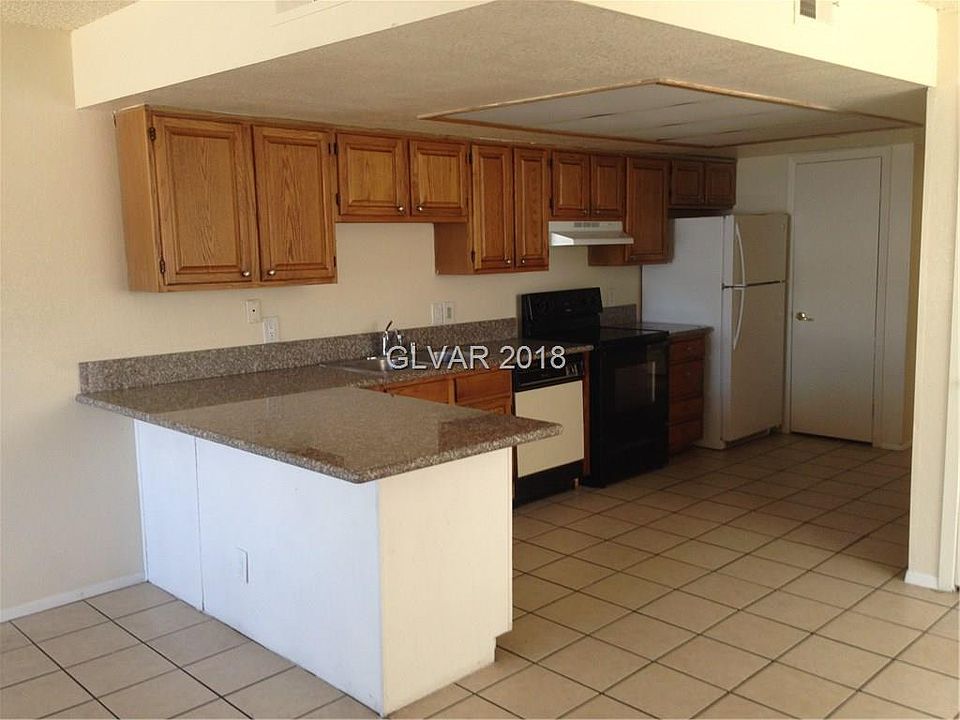 2nd image of 2217 N Jones Blvd