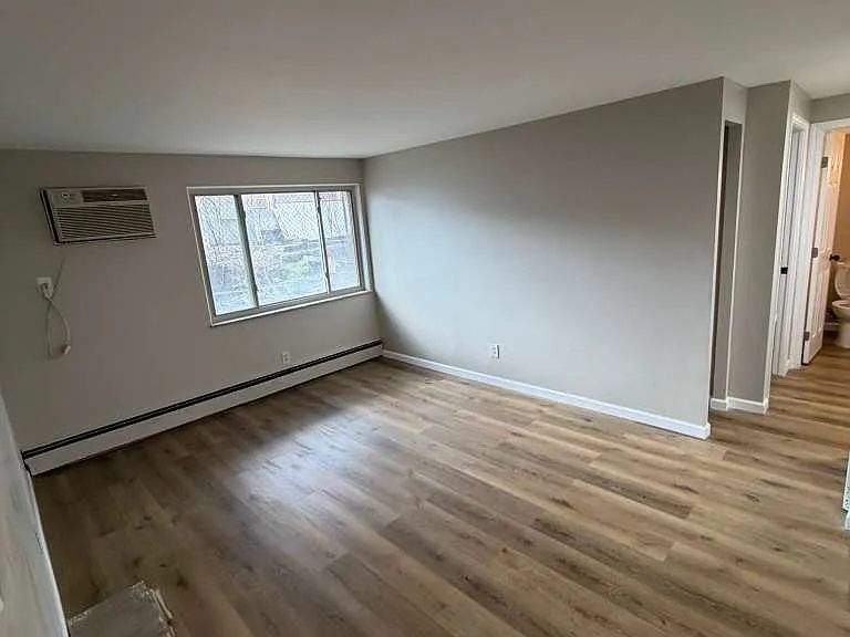 3317 Henninger Rd #303 — Photo 11