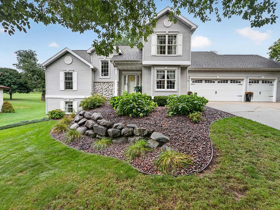 1st image of 1604 Three Wood Dr