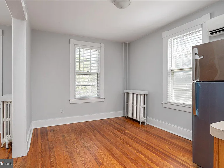 104 Maple Ave #3 — Photo 5