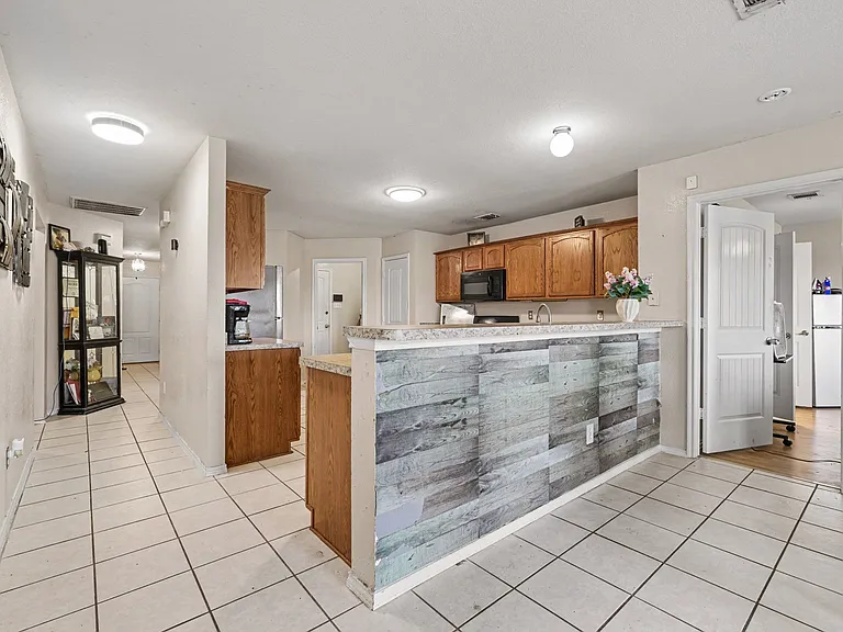 3608 Dove Ln — Photo 11
