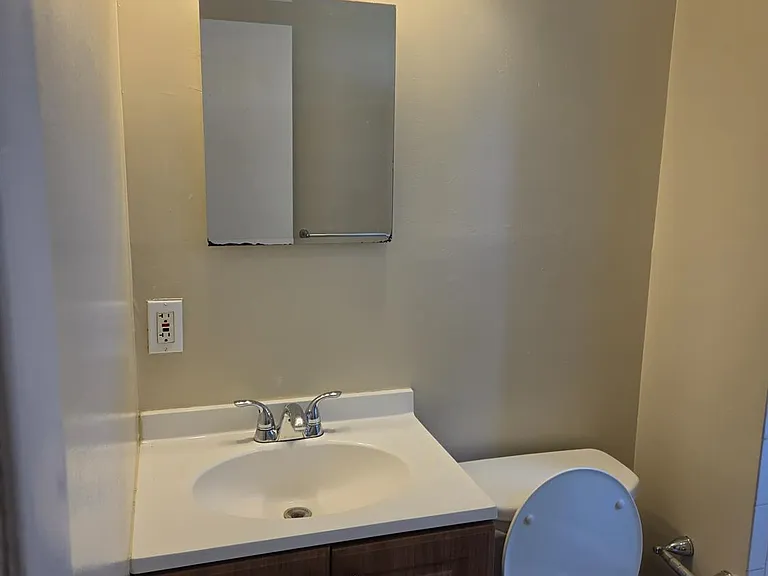 8 Chester Ct — Photo 19
