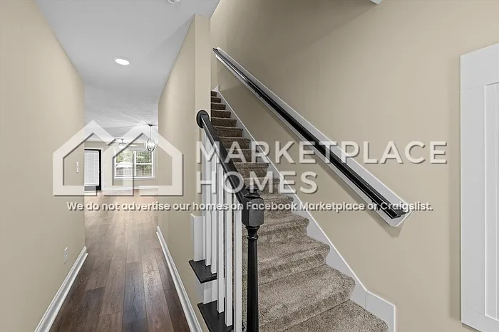 122 Downsbury Rd — Photo 6