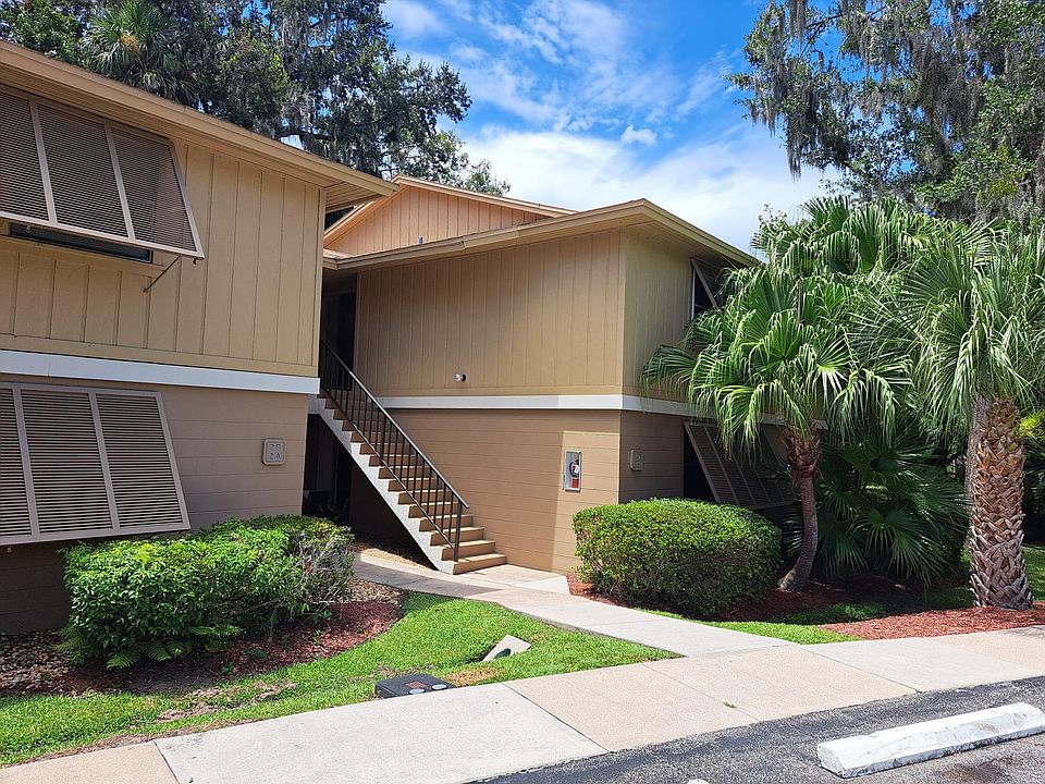 1st image of 140 Orchid Woods Ct APT 1C