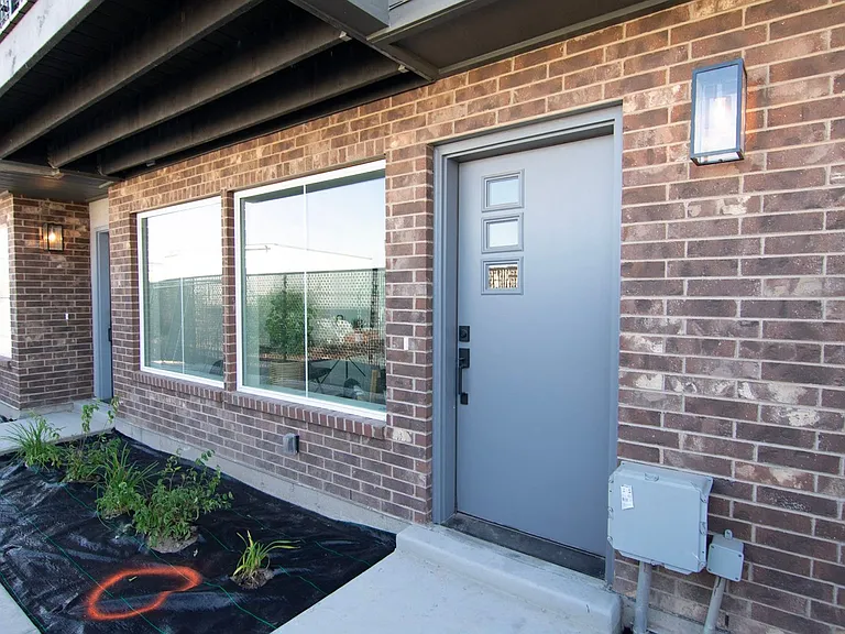 Central Heights Townhomes — Photo 17