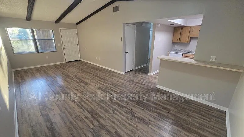 2 bed, 2.0 bath, 936 sqft, $995 — Photo 3