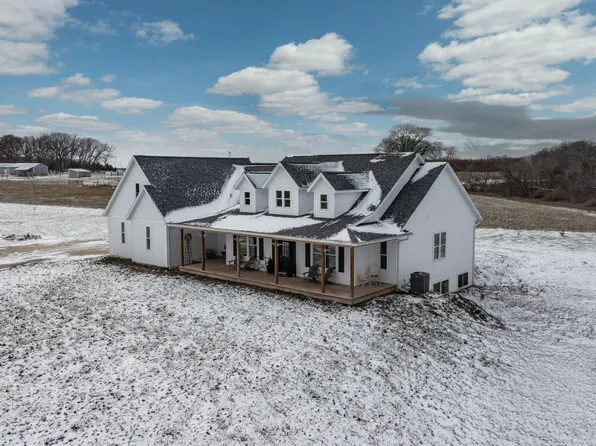 2785 90th Ave SE, Eyota, MN 55934