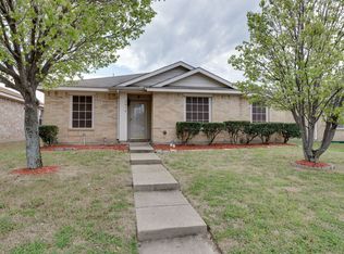 2438 Manchester Ln, Lancaster, TX 75134