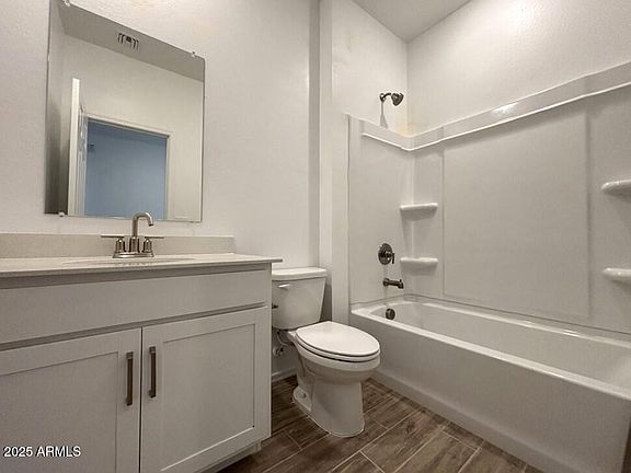 5th image of 47748 W KENNER Drive