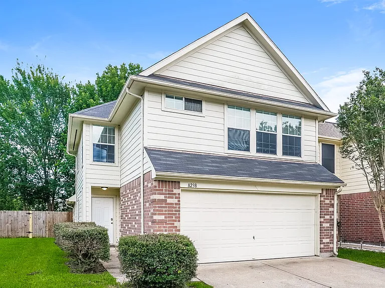 8238 Fuqua Gardens Dr — Photo 4