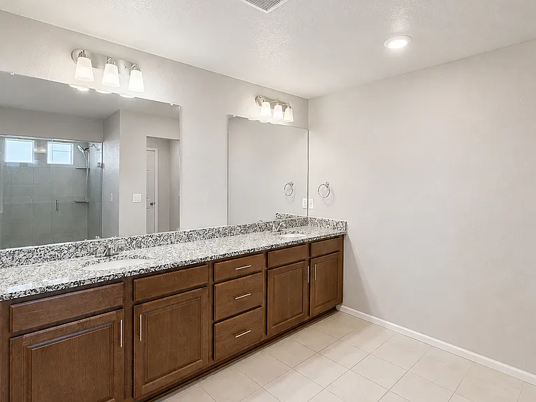 16605 E 110th Ave — Photo 19
