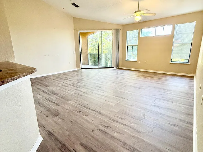 6169 Metrowest Blvd #1-307 — Photo 6