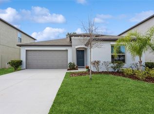 12811 N Wildflower Meadow Dr, Riverview, FL 33579