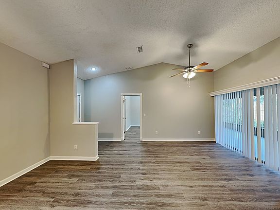4th image of 12902 Leadwood Dr