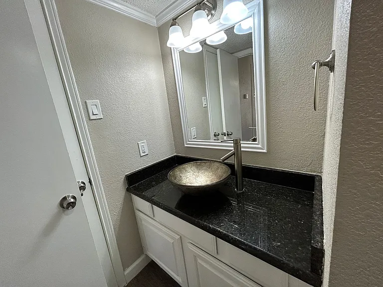 2128 Park Willow Ln #A — Photo 14