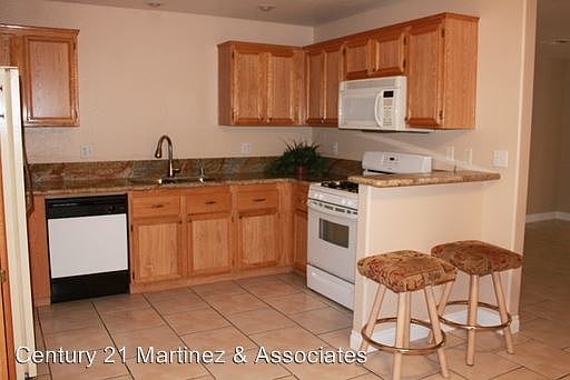 3rd image of 2094 William Holden Ct