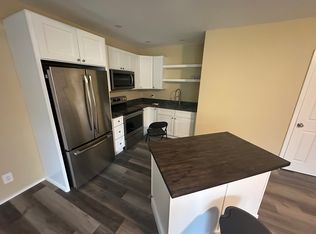 1994 Bartl Dr #B, Camano Island, WA 98282