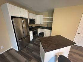 1994 Bartl Dr, Camano Island, WA