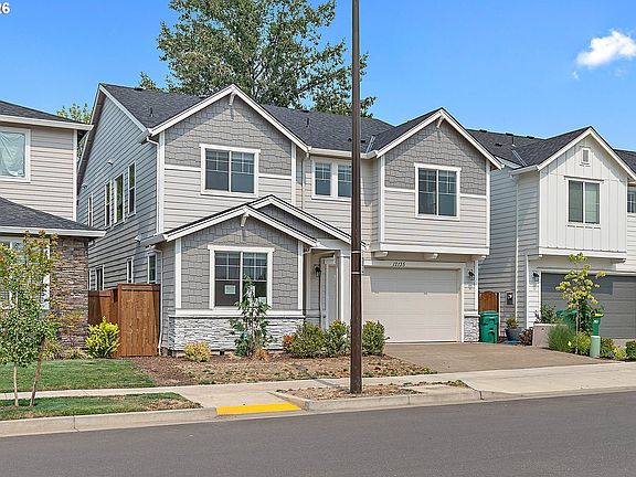3rd image of 12135 SW Silvertip St