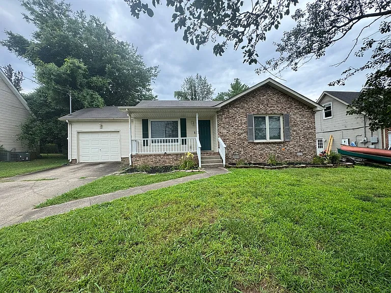292 Audrea Ln — Photo 1