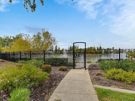 4th image of 1505-4800 Westlake Pkwy #1505