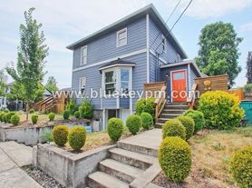 1614 Grant St, Vancouver, WA