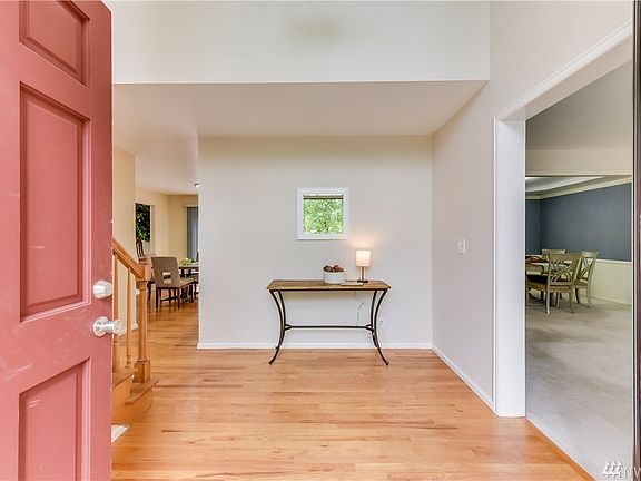 3rd image of 14915 NE 75th Ct