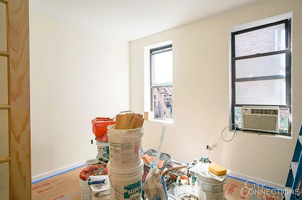 Rented by City Connections Realty | media 7