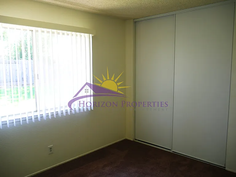 8960 Laguna Vista Ct — Photo 17